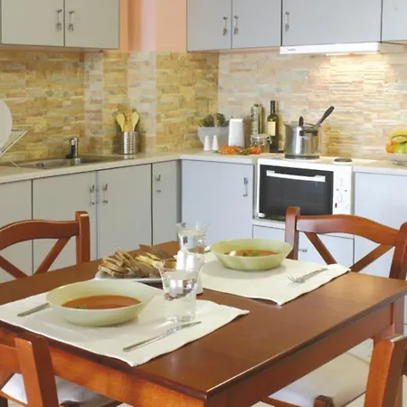 Apart-hotel Over Sea & 4*